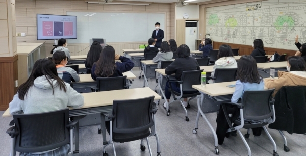 지난해 대전학생교육문화원 직업체험 모습.