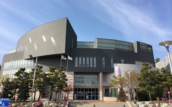 태안군립중앙도서관 전경