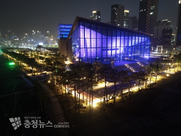 세종예술의전당 야경 사진