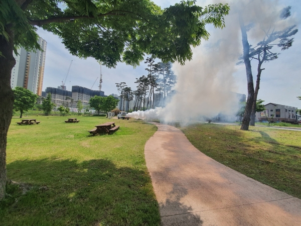 서산 성연천 방제작업