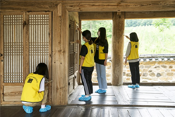 청소년 문화재 지킴이 활동 모습