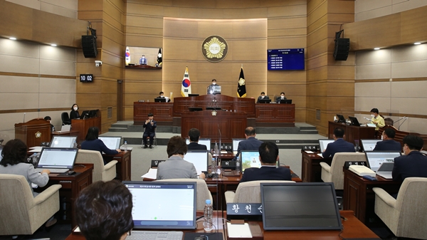 천안시의회 본회의장