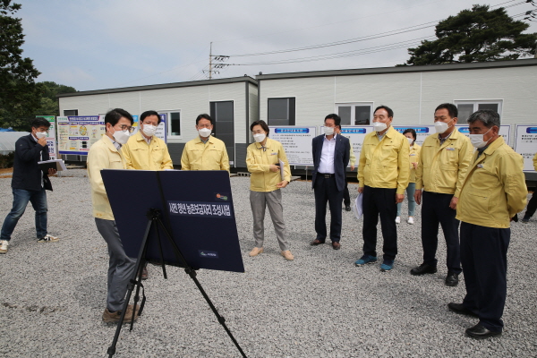 주요사업장 방문한 군의원들