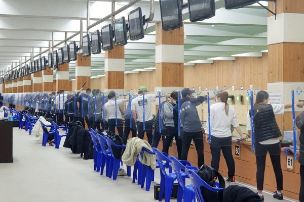 한국실업사격연맹회장배 전국 사격대회 장면
