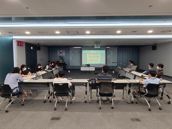 7일 시청 상록수홀에서 찾아가는 보건복지 서비스를 제공하는 담당공무원이 모여 발전방향 협의