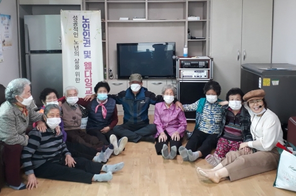 백신 접종 어르신 대상 경로당 개방 (금학동)