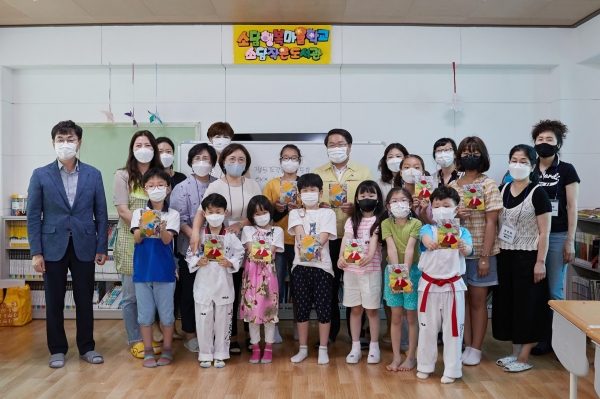 오세현 시장, 소담행복마을학교 방문 기념사진