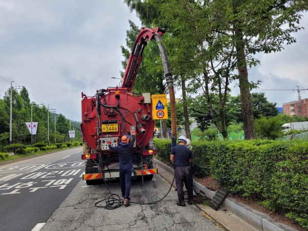 하수도 준설작업 모습