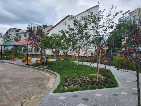 감성숲 (갈마초)