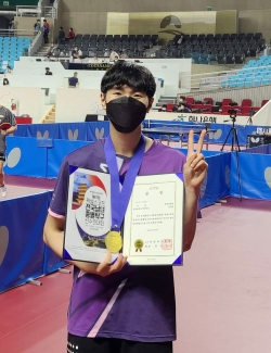 한남대 탁구부 단식 우승(김홍빈 선수)