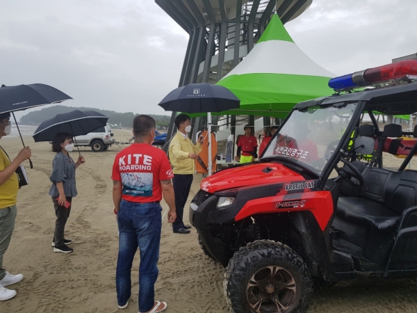 10일 춘장대해수욕장 개장에 앞서 코로나19 방역 및 수상안전 상황 점검 실시