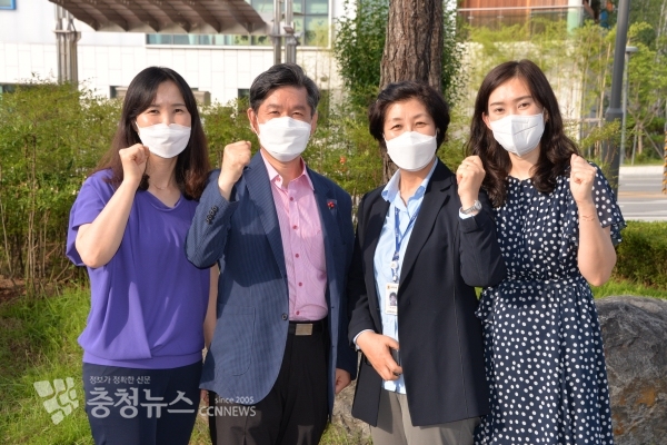 이은수 과장을 비롯한 팀장들