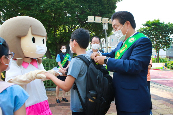 당진시, 어린이 안전 교통캠페인 개최