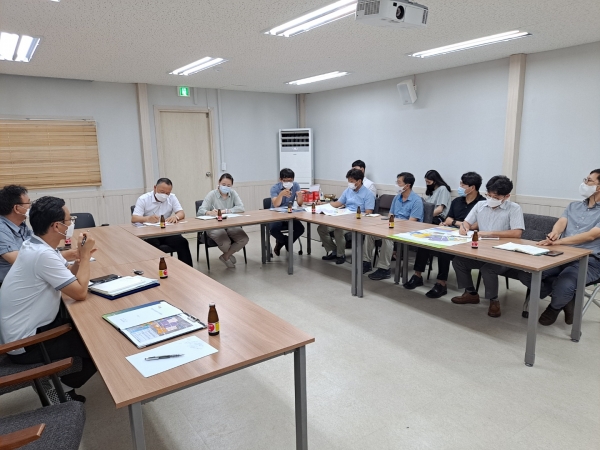 장항국가생태산단 기업 맞춤형 원스톱 서비스를 위한 실무협의회 개최 모습