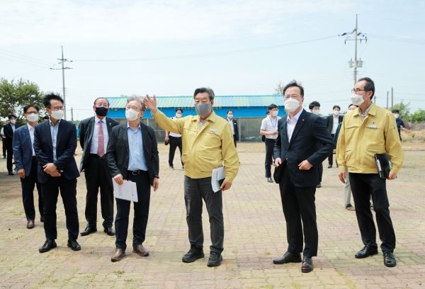 권칠승 중소벤처기업부 장관 발달장애인 특화사업장 방문