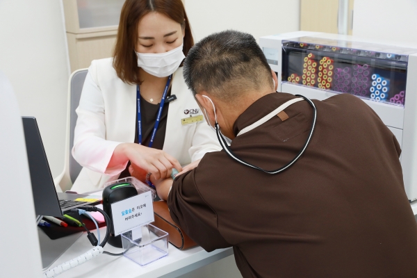 세종 구도심 자활근로자 건강검진 지원 모습