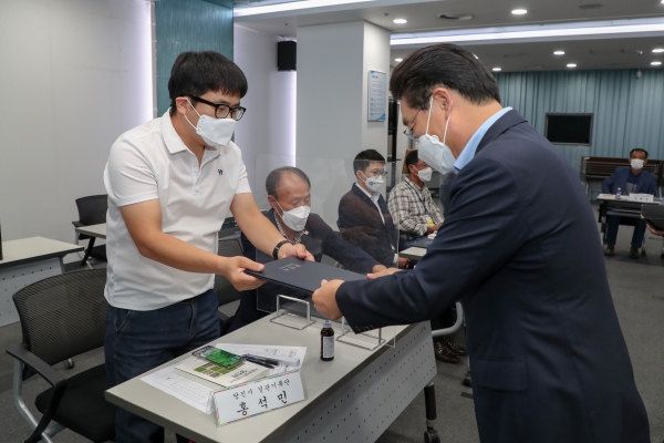 당진시 경관기록단 위촉장 수여식 모습