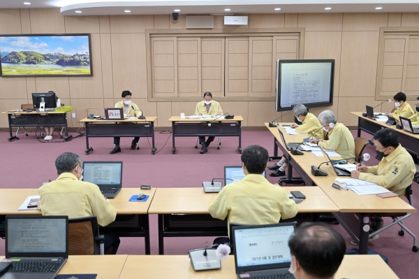 지난 30일 시청 대백제실에서 열린 9월중 업무계획보고회 개최 모습
