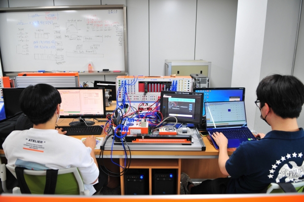 “터보기술과 인버터의 기술동향” 특강 실시 모습