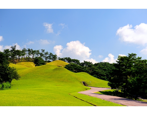 공주 무령왕릉와 왕릉원 사진