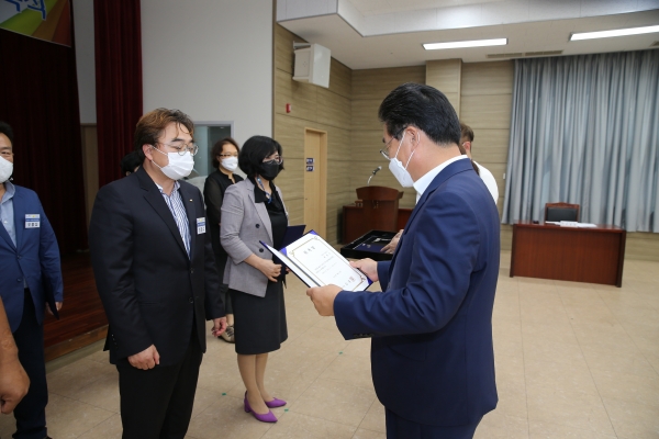 주민참여예산위원 위촉식 사진