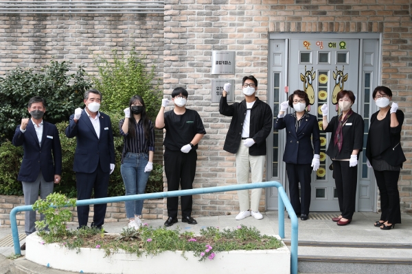 청년창업현판식 모습