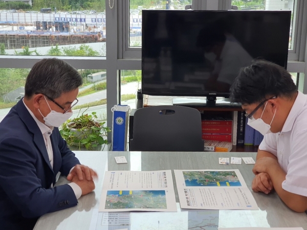 장항선 전 구간 복선전철화 확정(노박래 군수(좌측) 국토부 방문)