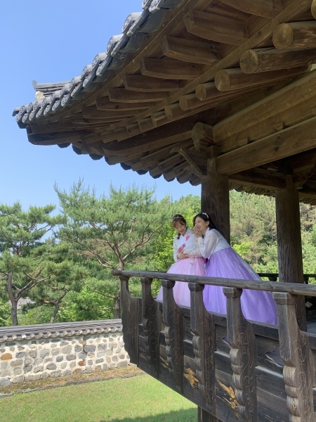 남간정사 우암야행 모습