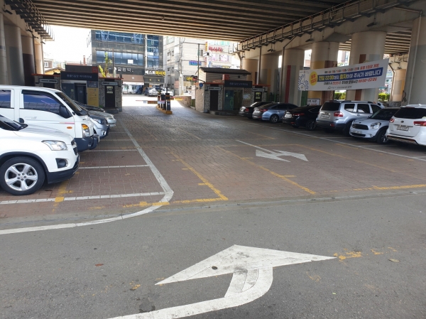 온양온천역 하부 공영주차장 사진