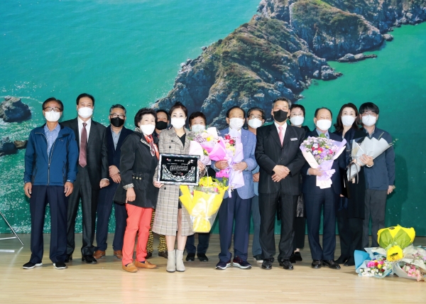 태안종합실내체육관 개관식(군민대상 수상자)