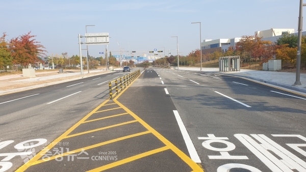 내포신도시 이주자택지 교차로