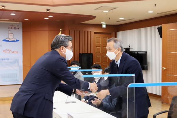 유성선병원, 예방접종지원사업 공로 표창 수상식