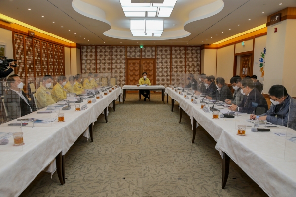 장고항 국가어항 그랜드 마스터플랜 수립연구 중간 보고회 개최 모습