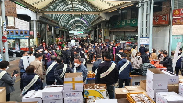 가래떡데이 나눔행사 진행 모습