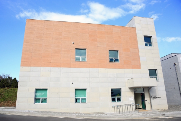 서산시 농업환경분석센터 전경