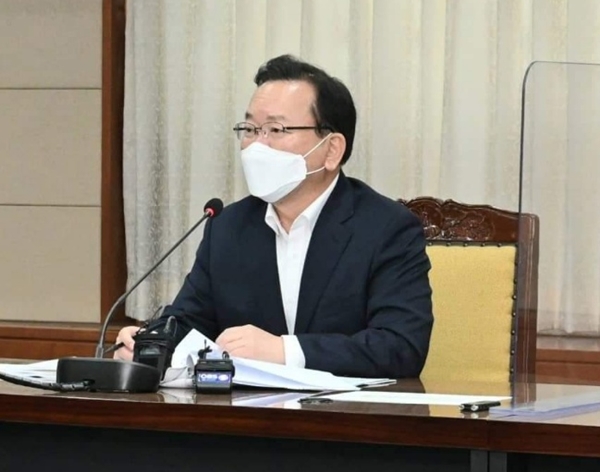 국가우주위원회 주재하는 김부겸 국무총리