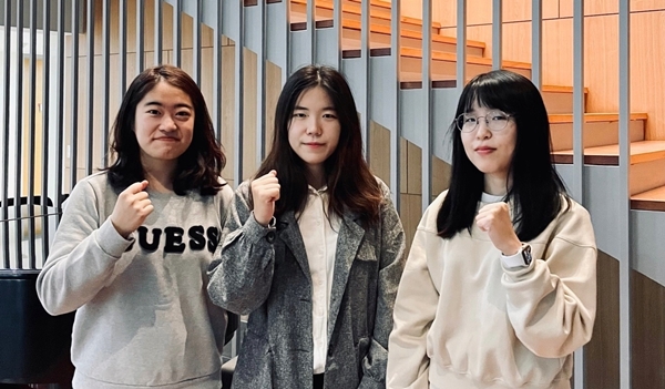 (왼쪽부터) 조윤서 박사과정, 박선의 박사과정, 방주은 박사과정