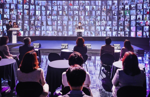 행사에 참석한 허태정 대전시장 인사말 모습