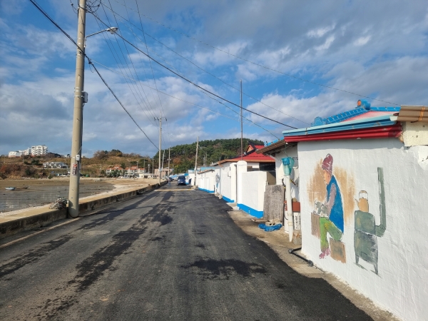 가경주항 어촌뉴딜 사업 준공 (담장 도색, 벽화)