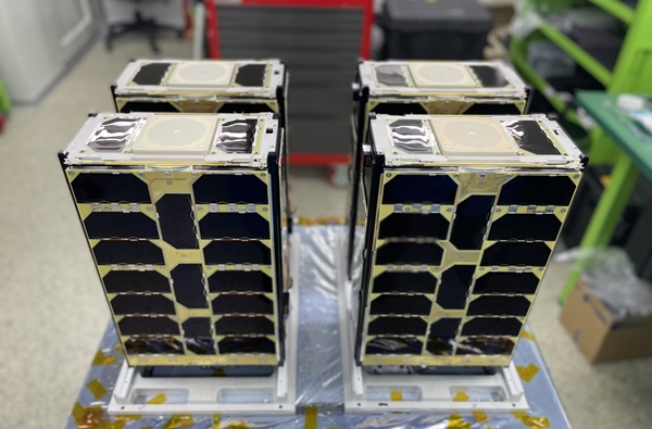 도요샛 비행모델 4기