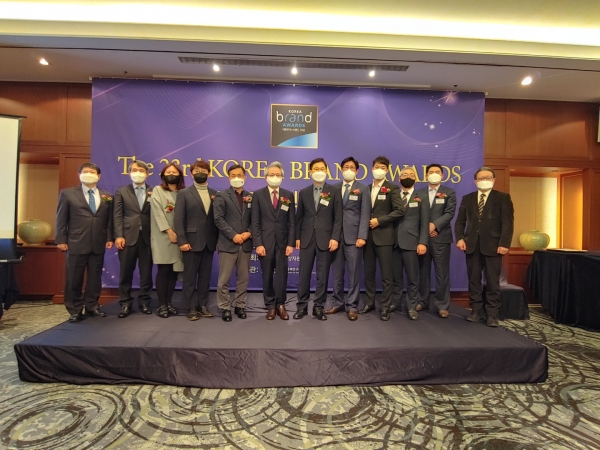 대전 지역화폐인 온통대전이 16일 산업통상자원부 주최 ‘2021년 제23회 대한민국브랜드대상’에서 대상을 수상했다.