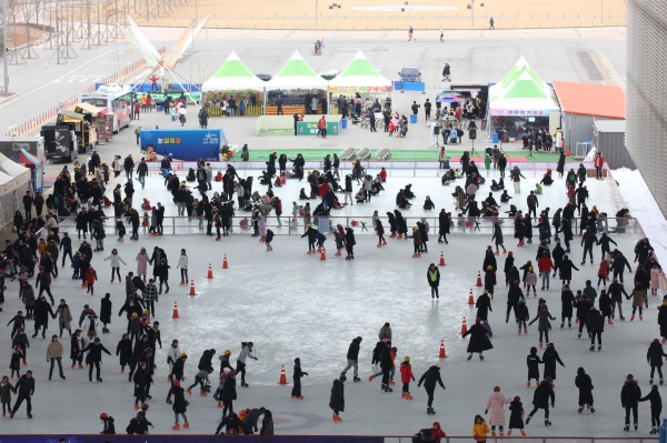 2019년 엑스포시민광장 야외스케이트장 개장 모습