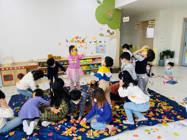 탕정LH 어린이집 내 활동 장면