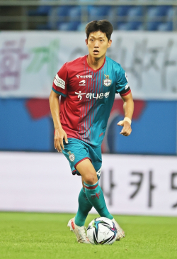 미드필더 임은수