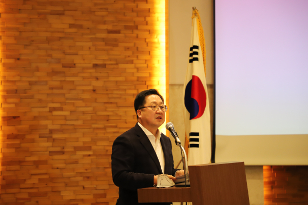 이장우 전 의원이 싱크탱크 출범식에서 축사를 하고 있다.(국민의힘 대전 동구당협 제공)