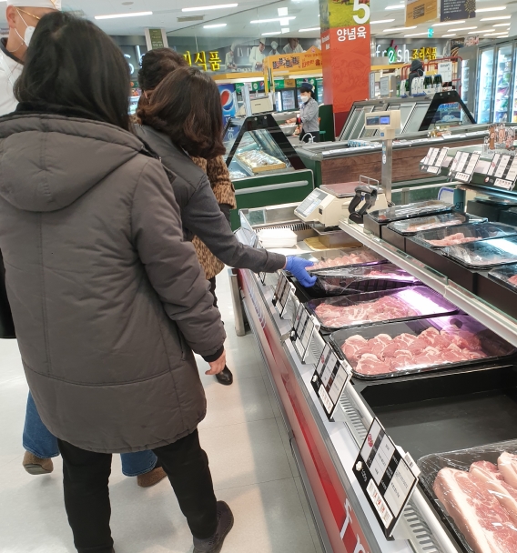 설 명절 대비 축산물 특별점검 모습