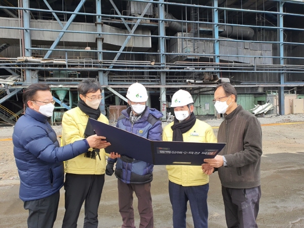 노박래 군수 및 관계공무원들은 7일 공사 현장을 방문해 추진 상황을 점검했다