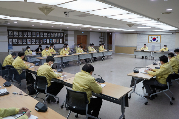 아산시 간부회의 진행 장면