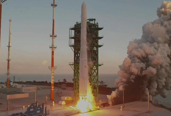 발사되는 누리호 / 한국항공우주연구원 유튜브 갈무리