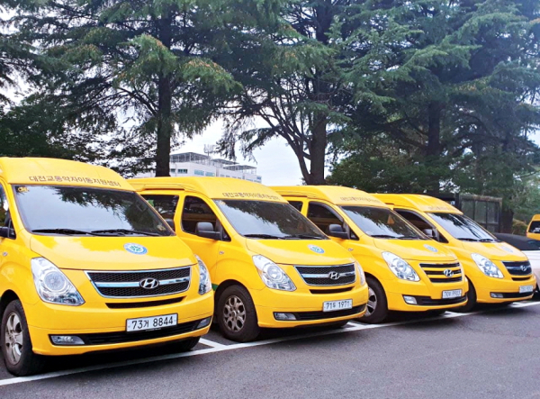 대전교통약자이동지원센터는 제20대 대통령 선거 사전투표일(4일, 5일)과 선거일(9일)에 투표권을 가지고 있는 교통약자가 투표소까지 왕복 이동할 수 있도록 무료로 차량을 지원한다.